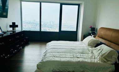 Bosque 6060 Hermoso Pent House en Venta