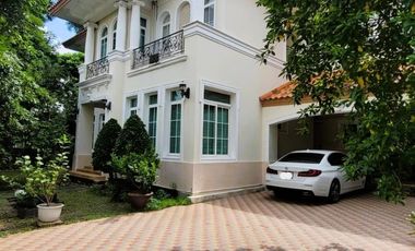 บ้านเดี่ยวสุดหรู ในราคาสุดคุ้ม!! ขาย! บ้านเดี่ยวหลังมุม ใกล้ส่วนกลาง หมู่บ้าน นาราสิริ สาทร-วงแหวนฯ สภาพดี สวย น่าอยู่ มีความเป็นส่วนตัว โครงการติดถนน