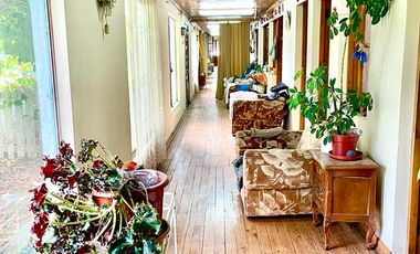 Se vende casona en Molina, ideal para uso comercial