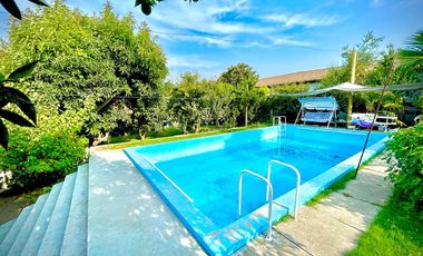 Se vende casona en Molina, ideal para uso comercial