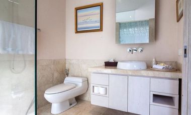 Villa Freehold 5 Bedroom in Lovely Peace in Sanur
