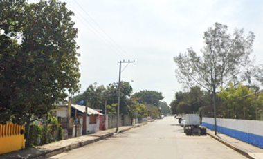 SE VENDE TERRENO CON CONSTRUCCION