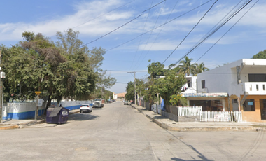 SE VENDE TERRENO CON CONSTRUCCION