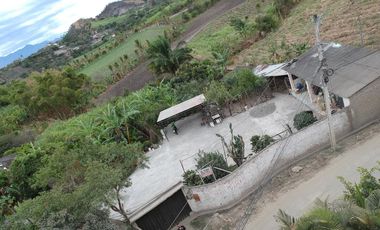 HERMOSA QUINTA VACACIONAL EN MALACATOS