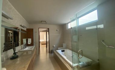 CASA EN VENTA EN FRACCIONAMIENTO LOMAS DE COCOYOC MORELOS