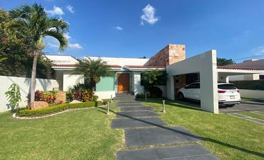 CASA EN VENTA EN FRACCIONAMIENTO LOMAS DE COCOYOC MORELOS