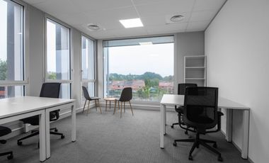 Find office space in Regus Enterprise Makati for 3 persons with everything taken care of