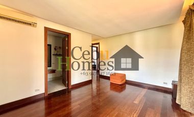 4 Bedroom House with Pool For Rent in North Town Homes