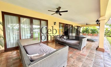4 Bedroom House with Pool For Rent in North Town Homes