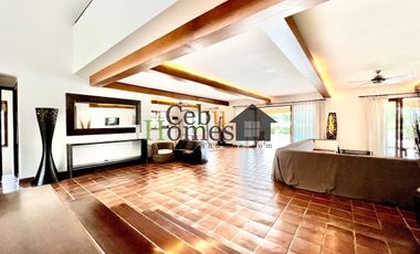 4 Bedroom House with Pool For Rent in North Town Homes