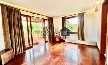 4 Bedroom House with Pool For Rent in North Town Homes