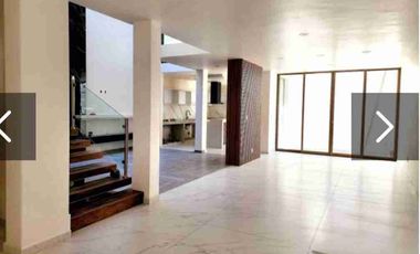 CASA EN VENTA EN METEPEC