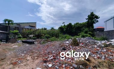 OVERKONTRAK TANAH PROF IDA BAGUS MANTRA KETEWEL SUKAWATI GIANYAR, BALI