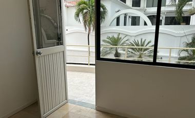 VENDO HERMOSA CASA EN LOS PARQUES