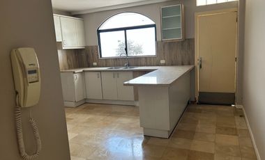 VENDO HERMOSA CASA EN LOS PARQUES