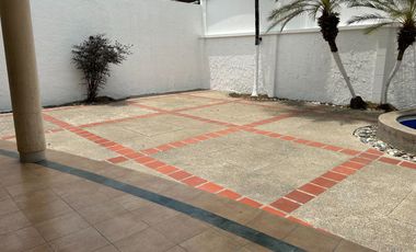 VENDO HERMOSA CASA EN LOS PARQUES