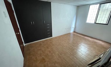 Alquiler de departamento de 4 dormitorios en Kennedy norte