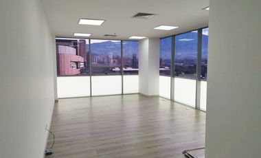 PR19269 Oficina en arriendo en el sector Milla del Billon