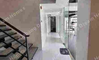 Apartment Building for Sale in Alabang Muntinlupa