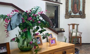VENDO ESPECTACULAR RESIDENCIA AMUEBLADA EN FRACC. SUMIYA, CUERNAVACA. SEGURIDAD.