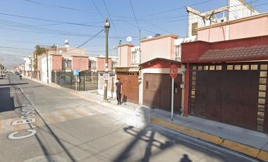 Venta de Casa en  Remate col. Los Heroes Tecamac, Ojo de Agua.