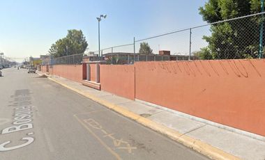 Venta de Casa en  Remate col. Los Heroes Tecamac, Ojo de Agua.