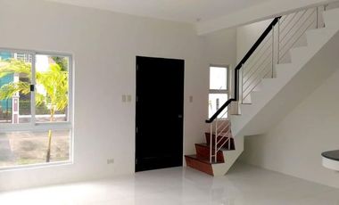 4 Bedroom Single Attached, Villa Dulalia Marilao Bulacan