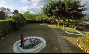 VENTA  DE CASA CAMPESTRE EN ALTOS DE RUITOQUE, 1.120 M2