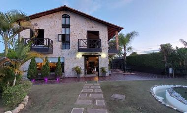 VENTA  DE CASA CAMPESTRE EN ALTOS DE RUITOQUE, 1.120 M2