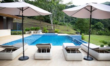 IDEAL LUGAR FINCA BONANZA PARA DESCANSAR DE UN DIA SOLEADO O UNA NOCHE EN FAMILIA.