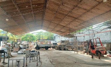 Alquiler de bodega 400m2 con energia trifasica en via a Daule, zona de alto impacto