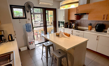 House and Lot in Brentville