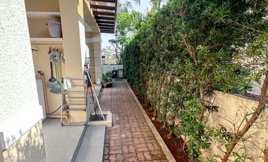 House and Lot in Brentville