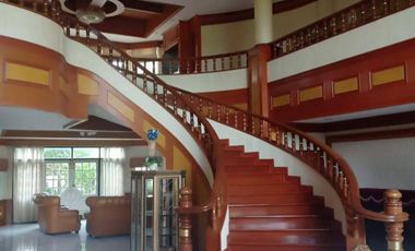 For sale 5 bedrooms Mansion Nakhon Pathom.