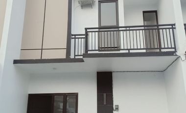 Rumah Cluster 2 lantai Dekat Komplek Pemda Jatiasih Bekasi