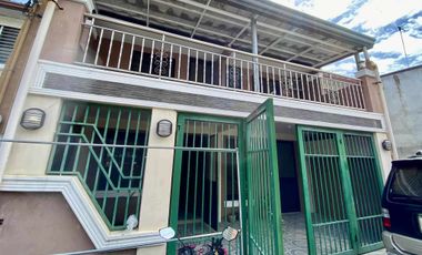 2 UNITS COMBINED HOUSE AND LOT FOR SALE!