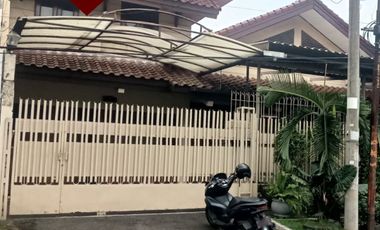Rumah Jl. Gudang Peluru Raya, Kebon Baru, Tebet, Jakarta Selatan