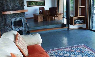 Casa orilla de lago  *638