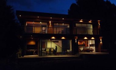 Casa orilla de lago  *638