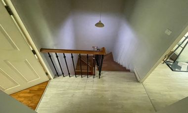 3 Bedrooms Plus study room + 4 Bathrooms a Nicely renovated home for sale at Baan Klang Krung British Town ThongLo