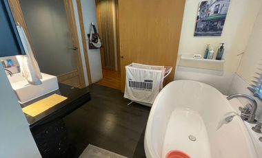 3 Bedrooms Plus study room + 4 Bathrooms a Nicely renovated home for sale at Baan Klang Krung British Town ThongLo