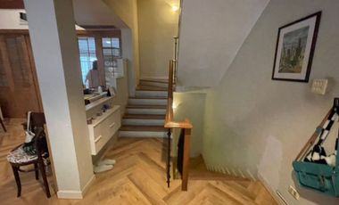 3 Bedrooms Plus study room + 4 Bathrooms a Nicely renovated home for sale at Baan Klang Krung British Town ThongLo