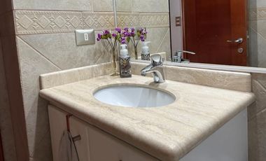 !!PRECIO SUPER REBAJADO!! Vendemos en Temuco luminoso departamento a pasos de la clínica Alemana.