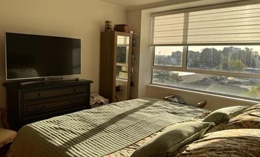 !!PRECIO SUPER REBAJADO!! Vendemos en Temuco luminoso departamento a pasos de la clínica Alemana.