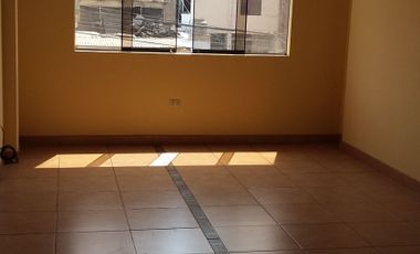 DPTO ALQUILER 145 m2 CERCA CDRA 33 av CAMINOS DEL INCA URB MONTERRICO SUR  SURCO