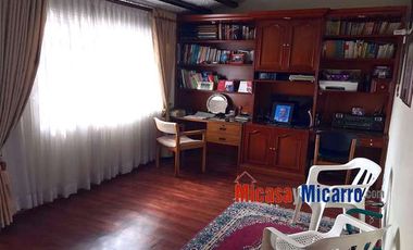 Casa en Venta Pontevedra Bogota