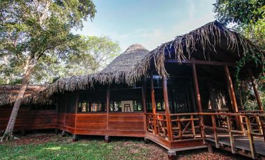 Vendo Hotel Negocio en Marcha Eco Lodge 49.25 Ha CASHIBOCOCHA PUCALLPA PERU