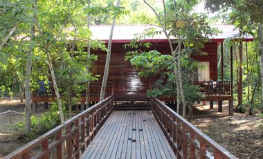 Vendo Hotel Negocio en Marcha Eco Lodge 49.25 Ha CASHIBOCOCHA PUCALLPA PERU