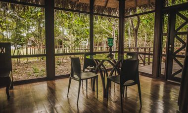 Vendo Hotel Negocio en Marcha Eco Lodge 49.25 Ha CASHIBOCOCHA PUCALLPA PERU