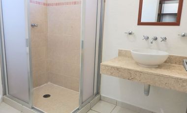 Se Vende Casa en Cancun Jardines del Sur 1 Seguridad 24/7 Terreno Excedente
